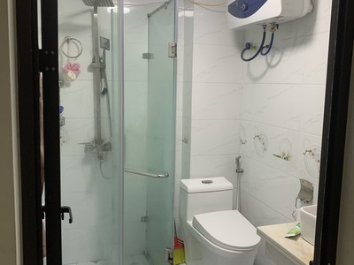 Bán nhà dân xây độc lập ngõ 384 lạch tray, diện tích 56m 4 tầng, giá 3.1 tỉ sân cổng riêng 3