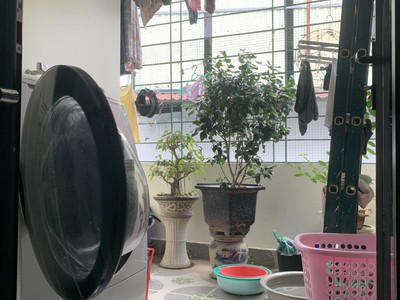 Bán nhà dân xây độc lập ngõ 384 lạch tray, diện tích 56m 4 tầng, giá 3.1 tỉ sân cổng riêng 4