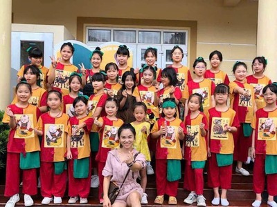 Cho thuê váy múa thiếu nhi tại tphcm 14