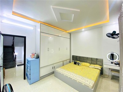 Nhà 3.5 tầng, ô tô sát nhà tại Kiều Sơn, Văn Cao 2
