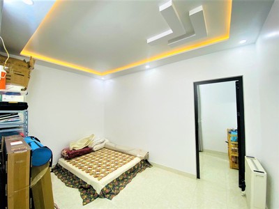 Nhà 3.5 tầng, ô tô sát nhà tại Kiều Sơn, Văn Cao 3