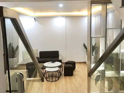 Nhà 3.5 tầng, sân cổng, ngõ ô tô tại Thiên Lôi 4