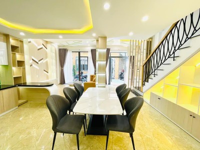 .nhà kiệt ô tô 4 m núi thành, 55m2, 4 mê, mới đẹp 1