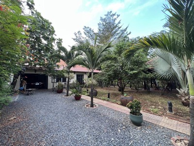 Khu nhà vườn nghĩ dưỡng xanh. cần bán giá dt 2579m2 giá 89 tỷ 2