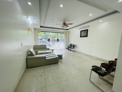 Cho thuê căn nhà mặt phố Trần Phú, KĐT Hà Tiên, Vĩnh yên, Vĩnh Phúc. 1