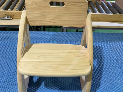 Ghế gỗ Hinoki cho bé 1