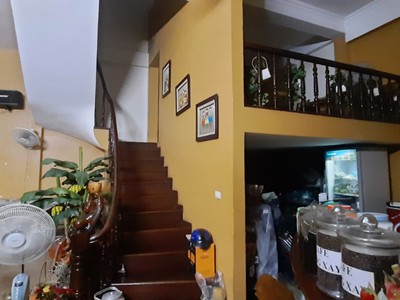 62m mặ tiền 7m phố nguyễn chí thanh. nhà cực đẹp vừa ở vừa kinh doanh siêu đỉnh. chủ cần bán gấp 4
