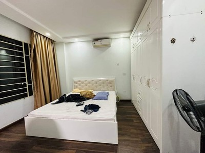40m 5 tầng 3 tỷ kim mã trung tâm ba đình. nhà ngõ thông gần ô tô giá cực rẻ. chủ thiện chí bán. 4