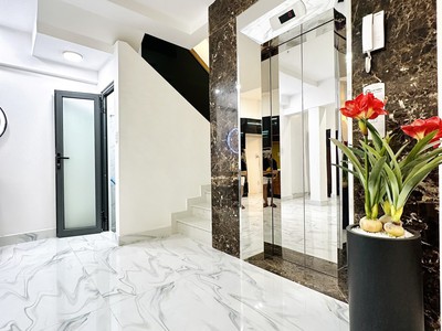Bán nhà lô góc 2 mặt tiền phan xích long phường 7 phú nhuận giá 12.5 tỷ. 0