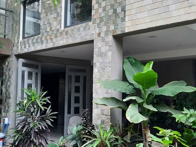 Biệt thự châu âu 6 tầng ở việt nam có thang máy trong nhà 180m2 huỳnh tấn phát, quận 7. bán 25 tỷ 2