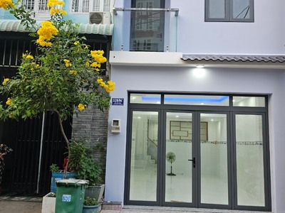 Nhà mặt tiền đường 539 phước long B, diện tích 40m đúc 1 lầu 1