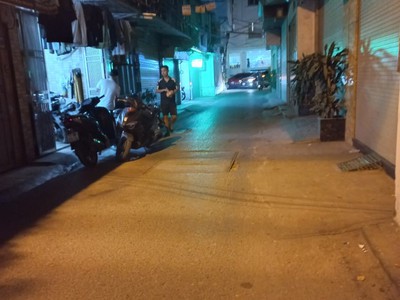 Bán gấp CH 3,55 tỷ 2 Mặt Thoáng - TT Phương Mai, 80m2, Ô tô tránh nhau 1