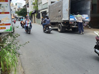 Cho thuê mặt băng kinh doanh 50A Đồng Xoài, Tân Bình, gần chợ Hoàng Hoa Thám 10