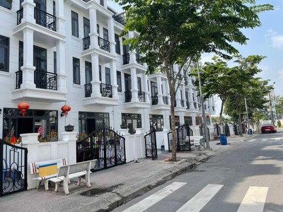 Bán gấp nhà chính chủ 62m2, 2 tầng tại Tân Phước Khánh 32 , SHR- giá 2,5 tỷ   có thương lượng thêm 3