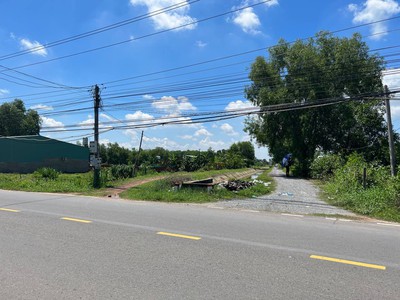 Lô đất sổ sẵn, mặt tiền 9m KCN Phước Đông giá 707tr/lô diện tích 203m2 0