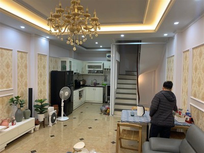 Bán nhà riêng phân lô mộ lao hà đông 40m, 5 tầng, mt 4,5m, giá nhỉnh 7 tỷ 1