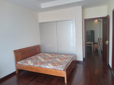Chung cư royal city, tx 136m2 tầng cao, 3 ngủ 2vs, sđcc . 4