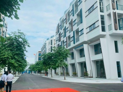 Chính chủ cần bán căn LK Glaxy Ngân Hà Vạn Phúc 100m2x5T, MT 5.5 m. Giá 15,8 tỷ. 1