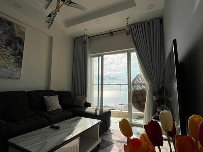 Cho thuê căn hộ 83,07m2 có view biển, có 2pn, 2wc, 1 lô gia 1 ban công 2