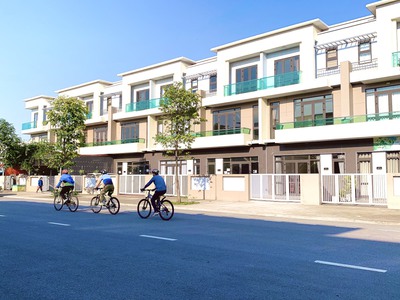 Bán gấp nhà 3 tầng 120m2 trục đường 26m giá tốt nhất TP Từ Sơn Bắc Ninh 0
