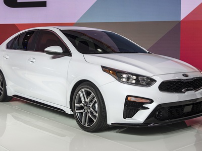 Cho Thuê Xe Oto Tự Lái, Có tài, Thủ Tục Đơn Giản, Giá Rẻ Tại Đà Nẵng 4