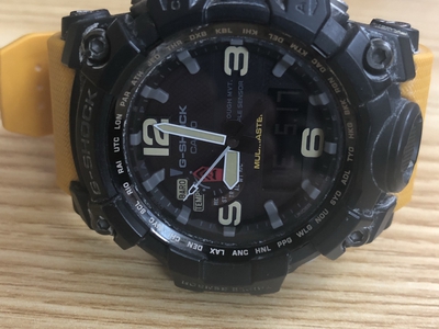 Bán đồng hồ Swatch và đồng hồ Casio G-Shock 4