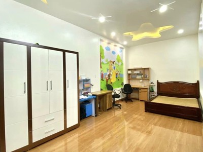 Bán nhà 3 tầng KĐT Vạn Phúc, ph Thanh Bình, TP HD, 91m2, mt 7m, 4 ngủ khép kín, nhà cực đẹp, 6.35 tỷ 9