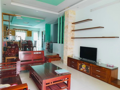 Biệt thự khu dân cư Nam long phước long B, diện tích 140m đúc 2 lầu giá đầu tư 1