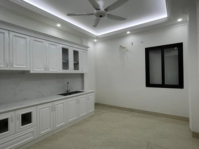 Bán nhà phố Nghĩa Tân, Quận Cầu Giấy kinh doanh, thang máy, ô tô tránh 60m, 5 tầng 12.5 tỷ. 1