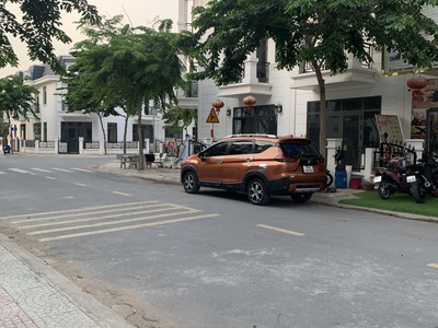 Chính chủ bán nhà liền kề ngay mặt tiền đường Tân Phước Khánh 32, đầy đủ tiện nghi, sổ hồng chính ch 3