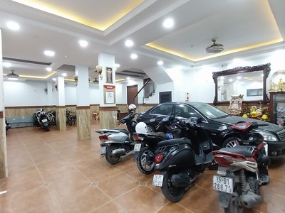 Cực sốc, bán nhà ngõ 61 phạm tuấn tài, ô tô vào nhà, 70m, 4 tầng, 12.5 tỷ. 0