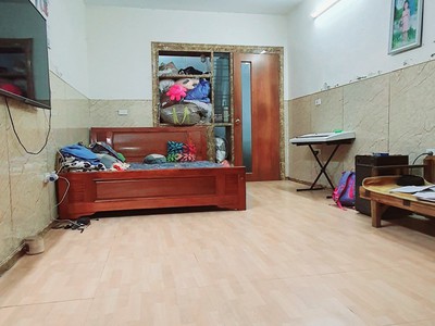 Chính chủ cần bán căn hộ tập thể tầng 1, nhà a, tập thể thanh tra chính phủ 4