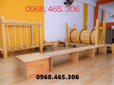 Bộ vận động gỗ liên hoàn dành cho trẻ em 1