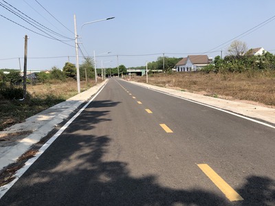 Chủ ngộp muốn tắt thở   Bán nhanh lô đất thổ cư ngay trung tâm hành chính Chơn Thành để trả nợ ngân 1