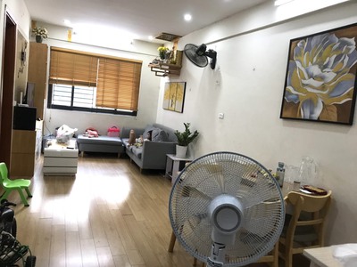 Bán căn hộ tại tòa Rainbow, tây Nam Linh Đàm,65m,2 ngủ,2vs,giá 2.15 tỷ 2