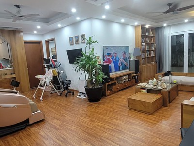 Bán căn hộ cc  học viện quốc phòng - đường nguyễn văn huyên - lô góc 137m2 3n3wc - giá 5.99 tỷ 3