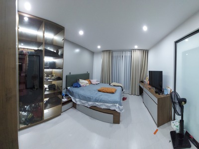 Bán nhà Quận Thanh xuân 5 TẦNG thông sàn 30m2 ngõ ô tô tránh KD có vỉa hè. Chỉ 8 tỷ hơn 2