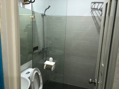Chính chủ cho thuê căn hộ nhà A3, ngõ 466 Đê La Thành, Đống Đa 4