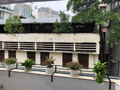 Chính chủ cho thuê căn hộ nhà A3, ngõ 466 Đê La Thành, Đống Đa 5