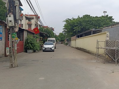 Bán đất nam hồng - ngõ thông ô tô - ô tô 7 chỗ vào đất - thông số vàng 0