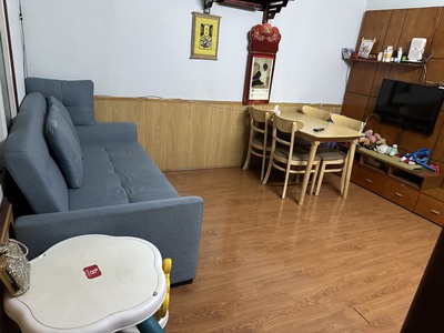 Chính chủ bán nhà tập thể tầng 1 ngõ 68 quan nhân, cầu giấy. gần royal city. kinh doanh dc 0