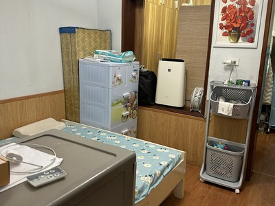 Chính chủ bán nhà tập thể tầng 1 ngõ 68 quan nhân, cầu giấy. gần royal city. kinh doanh dc 1