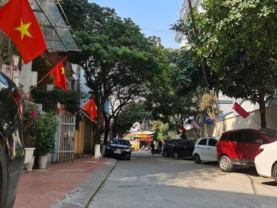 Cầu giấy - 7 tầng thang máy - phân lô vỉa hè ô tô dừng đỗ, thoáng trước sau. diện tích 102m2 7 0