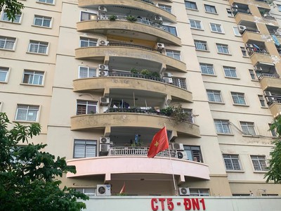 Bán chung cư ct5 - đn1 trần hữu dực . nam từ liêm hà nội 3 phòng ngủ 0