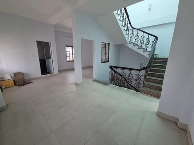 Bán nhà biệt thự 4 tầng tạ quang bửu quận, ngang 8.2x12.5, 93m2, chỉ 8.45 tỷ 2