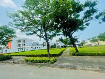 Cần bán cặp thanh lương 8 đối diện view công viên khu dân trí cao hòa xuân đn giá sụp hầm 6 tỷ 5 1