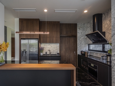 Duy nhất 1 căn biệt thự S300 view sông 2 MT đường 33m trục thông biển, giá 21,5 tỷ  LVCC 2