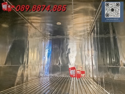 Xe Tải Hino XZU710L 2t2 - Thùng Kín 4m59 Trả Trước 200tr Nhận Xe 0