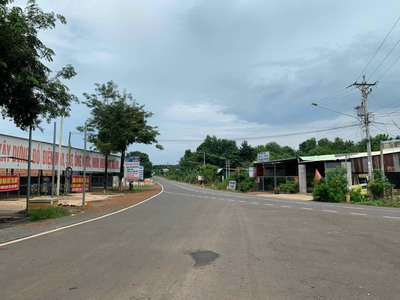 Cần tiền nên tôi bán lại lỗ lô đất ngay thị xã Bình Long, ngay chợ, 5