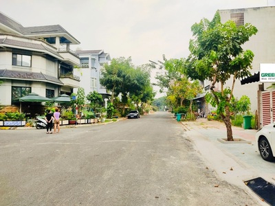Bán lô đất kdc sadeco ven sông tân phong quận 7, giảm giá chỉ còn 12 tỷ 0